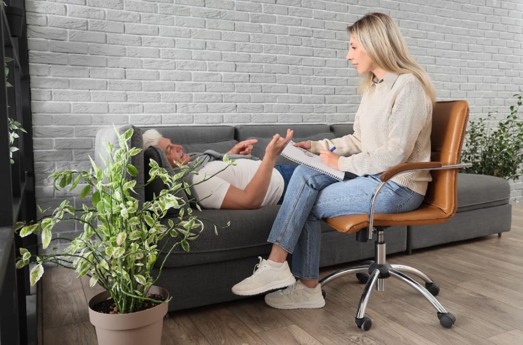 Hypnotherapy/+Counselling session